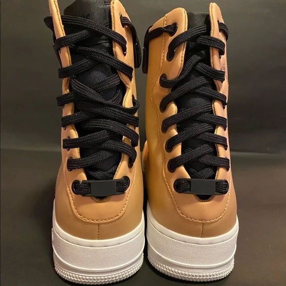 Nike Air Force 1 Rebel XX Size 9.5 Women’s - Picture 6 of 8